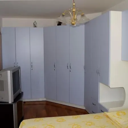Apartment Apartman Tomislav