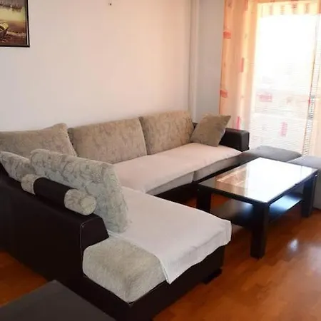 Apartman Tomislav * Makarska